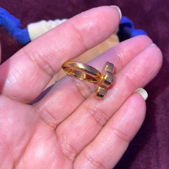 Preloved Louis Vuitton ring excellent condition size S 5-5 1/2 comeswithdust bag - Picture 9 of 9